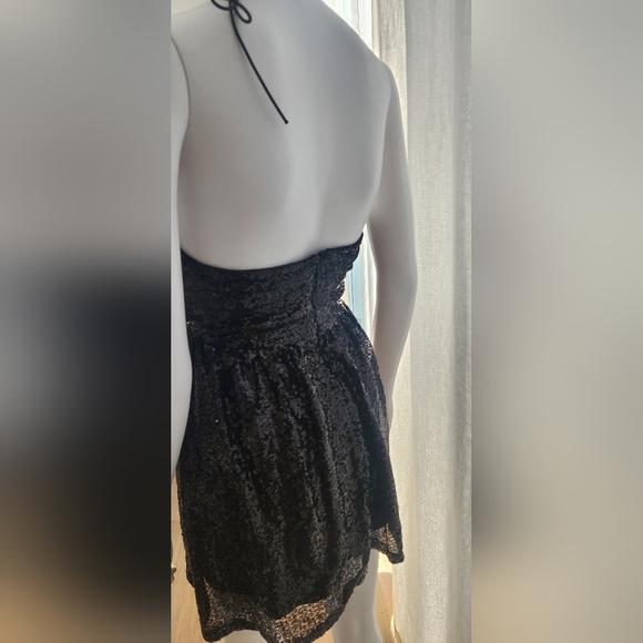 Tobi Black Sequins Mini Dress in Medium! - Picture 5 of 9